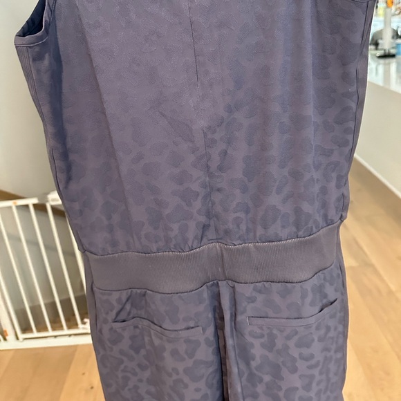 Athleta Brooklyn Textured animal print jumpsuit - Picture 9 of 9